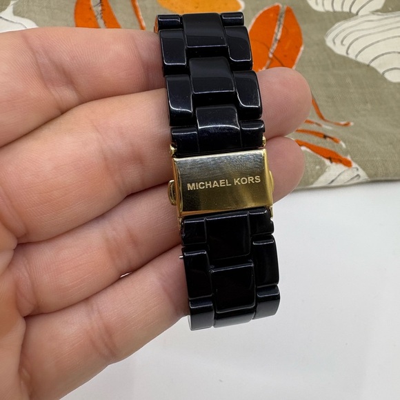 Authentic Michael Kors Chronograph Quartz Crystal Black Dial Ladies Watch - Picture 6 of 11